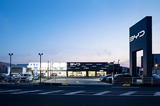 商業建築　BYD AUTO 松阪