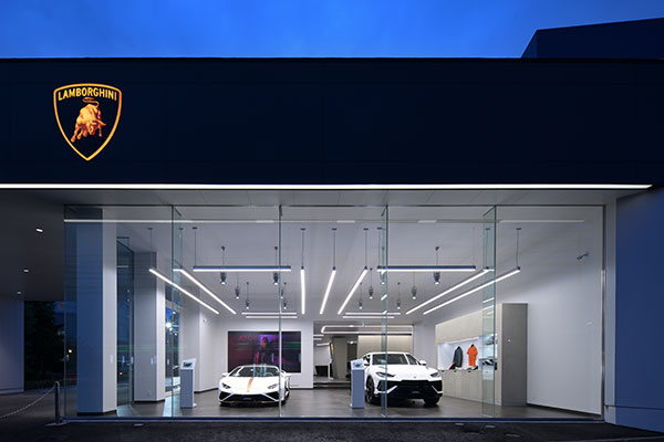 Lamborghini Sapporo 自動車ショールーム 設計事例
