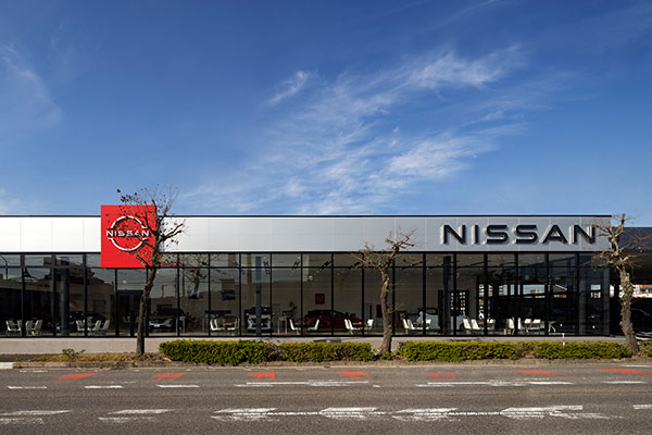 三河日産岡崎中央店 自動車ショールーム 設計事例