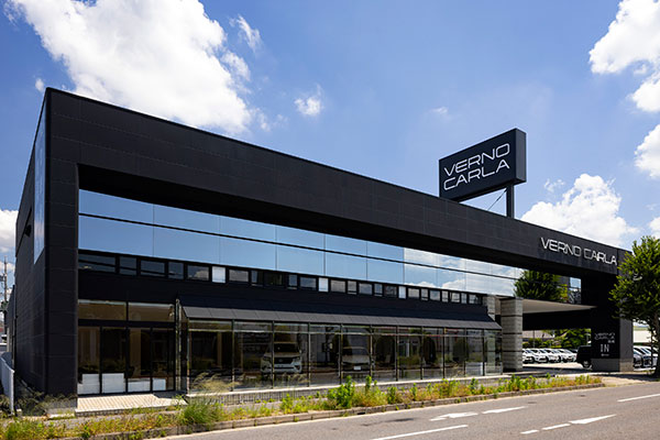VERNO CARLA 岡崎店 中古車販売店 設計事例