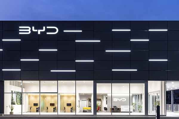 BYD AUTO滋賀 自動車ショールーム 設計事例
