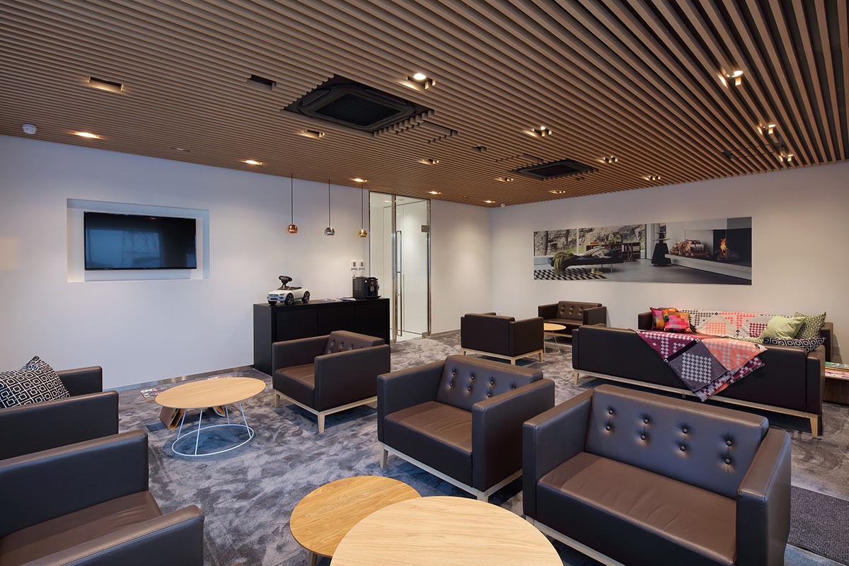 ボルボ・カー 堺 設計監理 事例写真