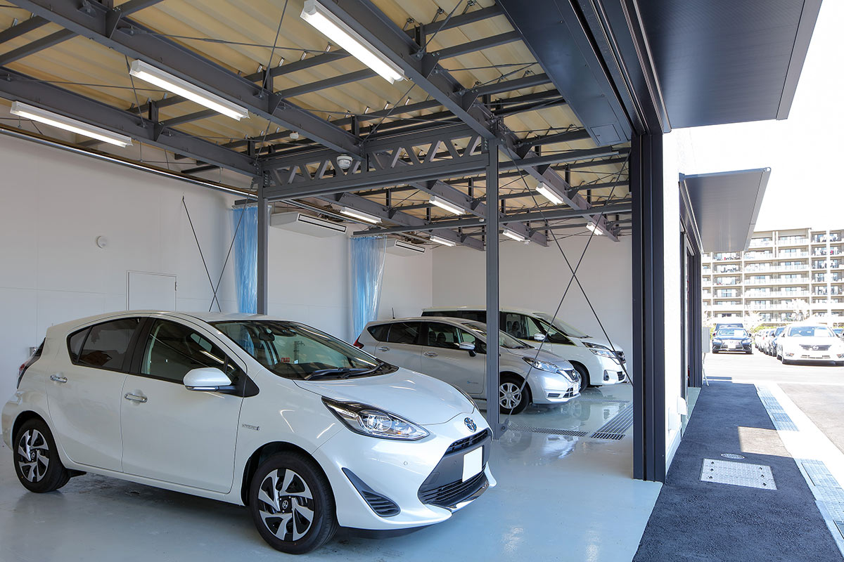 Jネットカーズ 越谷レイクタウン店 設計監理 事例写真