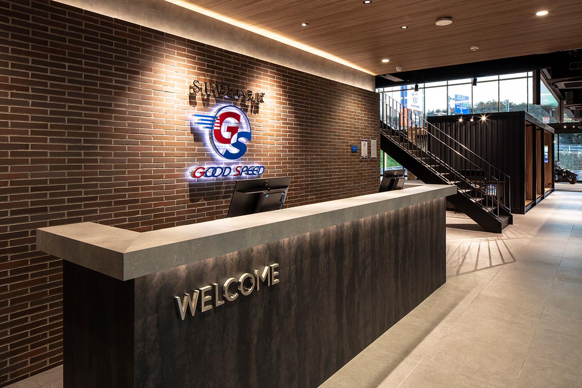 グッドスピード MEGA SUV イオンモール土岐店 設計監理 事例写真