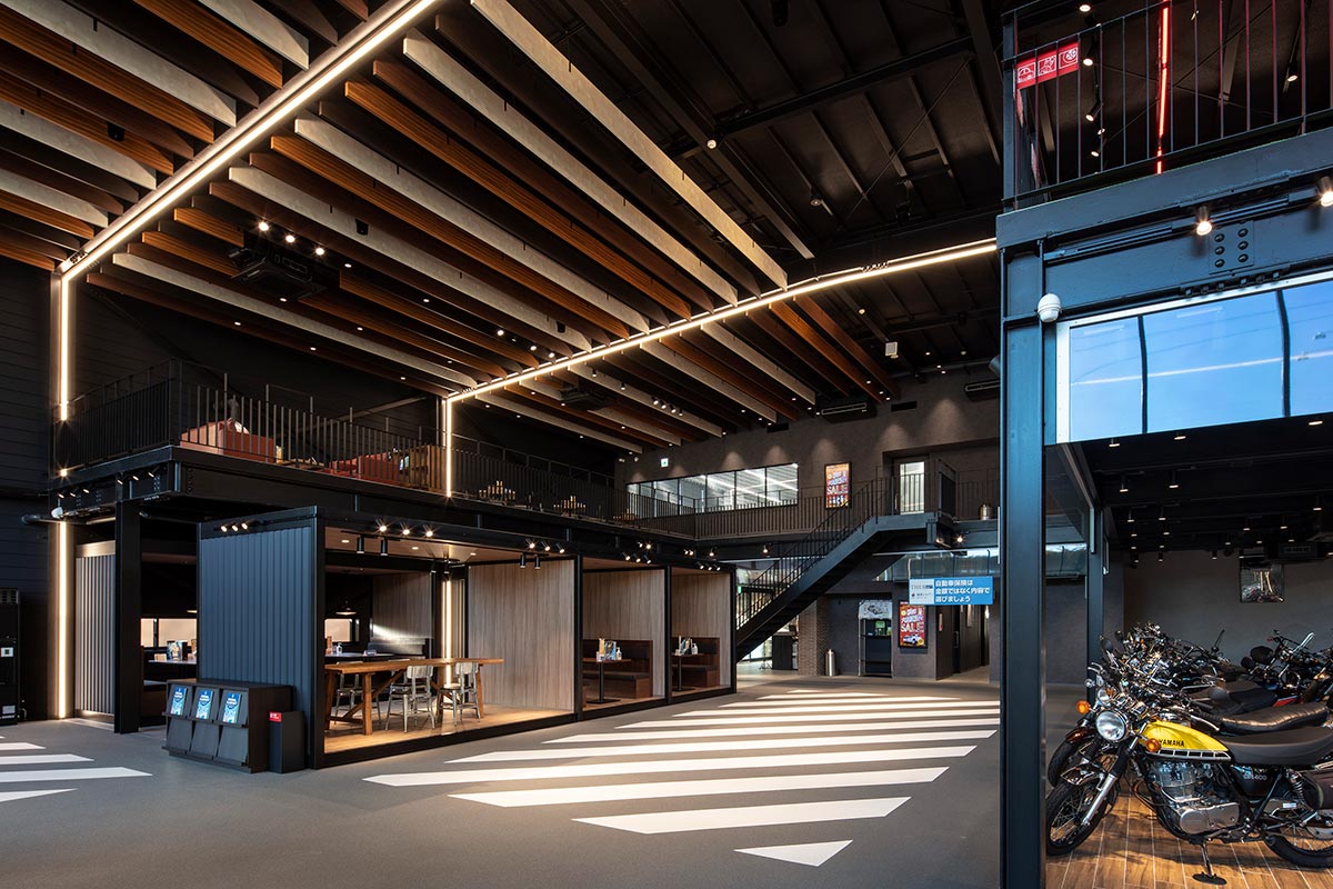 グッドスピード MEGA SUV イオンモール土岐店 設計監理 事例写真